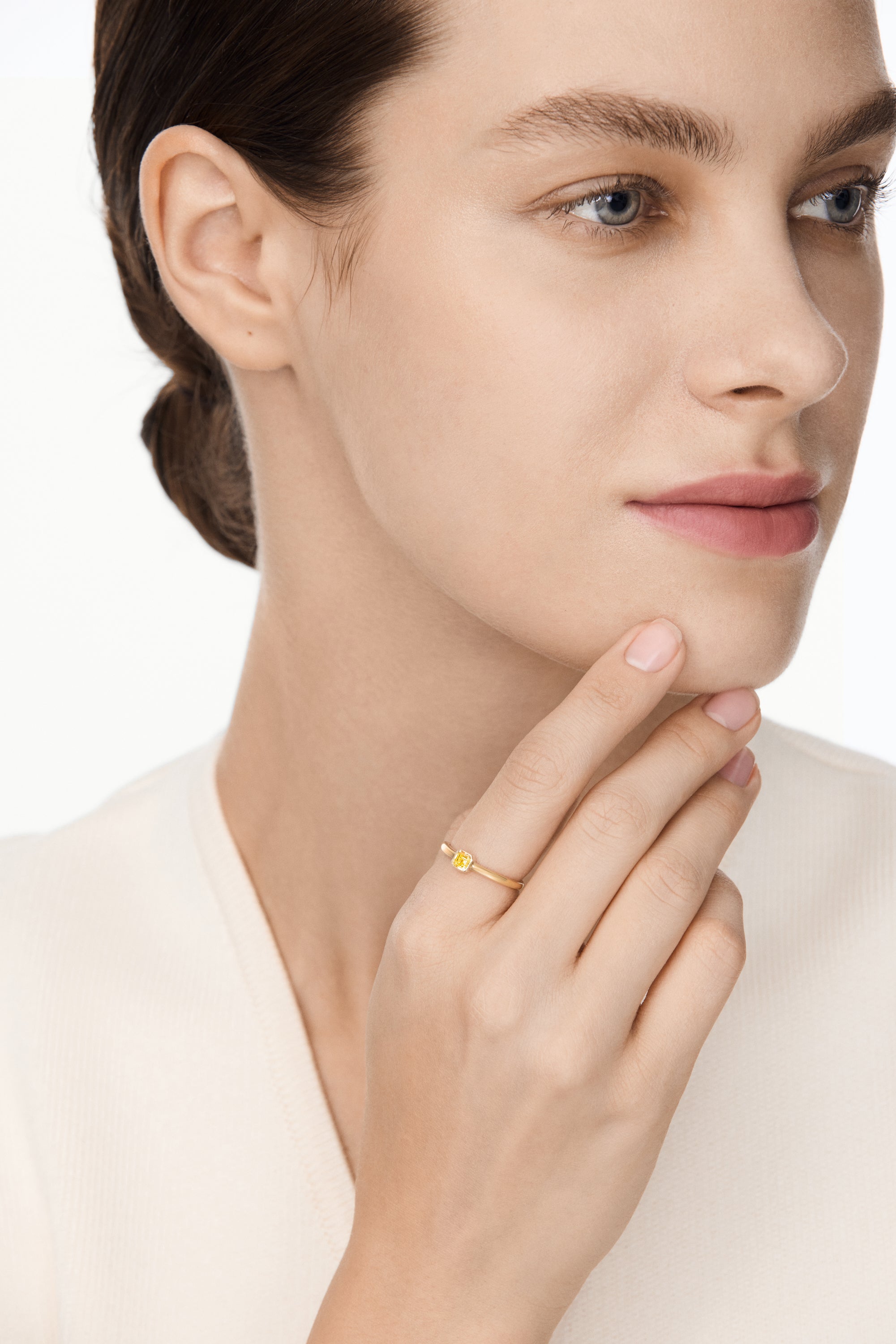 Evelyn Solitaire Ring Marigold Yellow